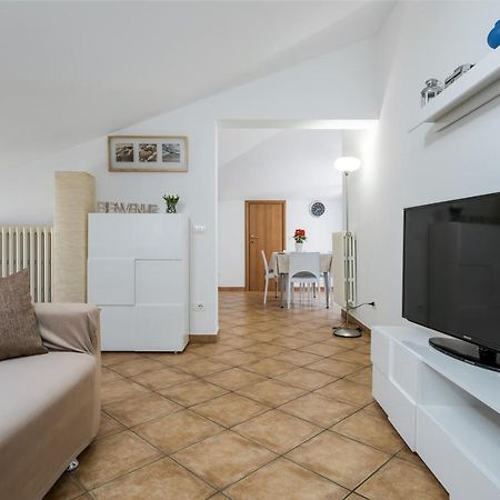 Lago Di Garda Vc, Dimora Charme Of Butterfly Apartment Кавайон Веронезе Екстериор снимка